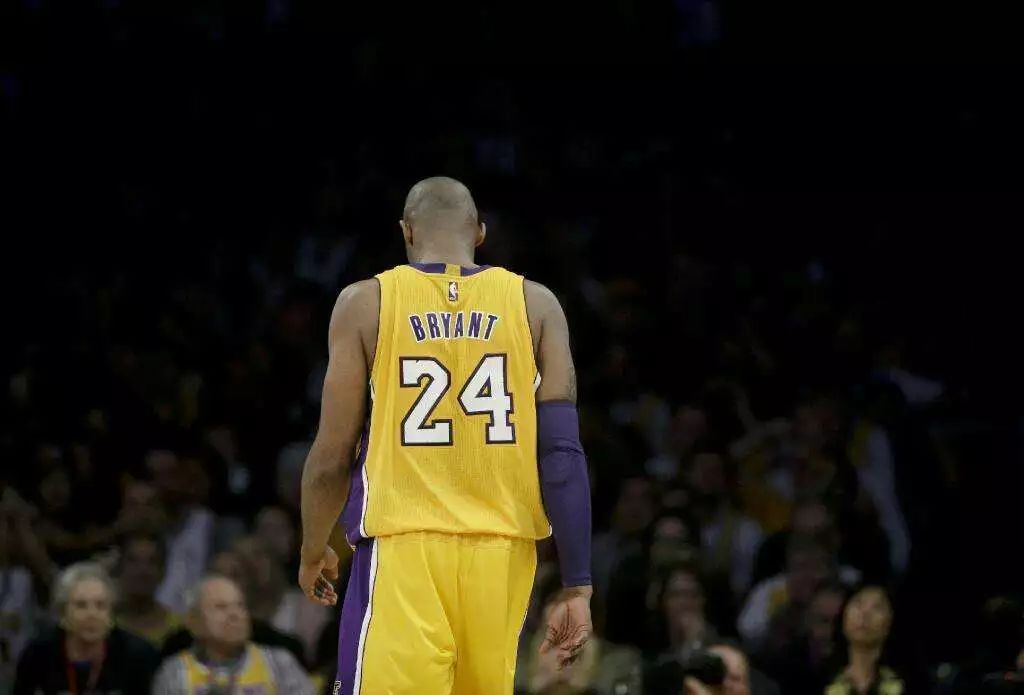 科比被选中的那段英文，一个17岁少年如何用母语征服NBA